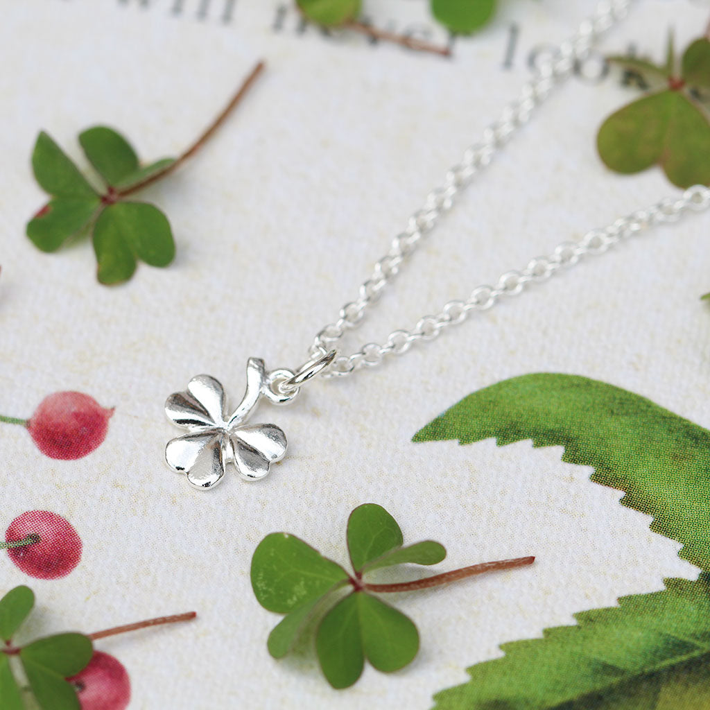 Silver three leaf clover necklace