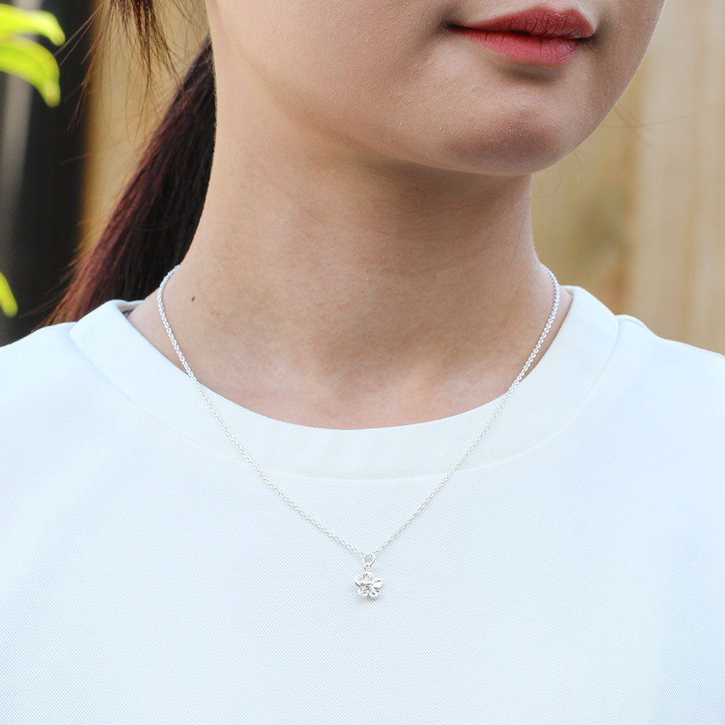 Forget me not flower necklace in sterling silver