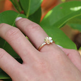 Forget me not ring in yellow gold