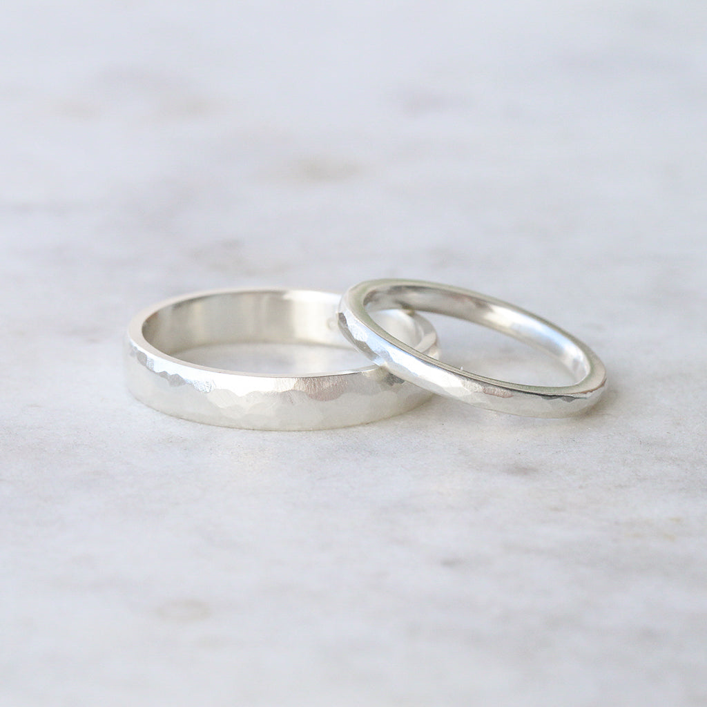 hammered ring set silver