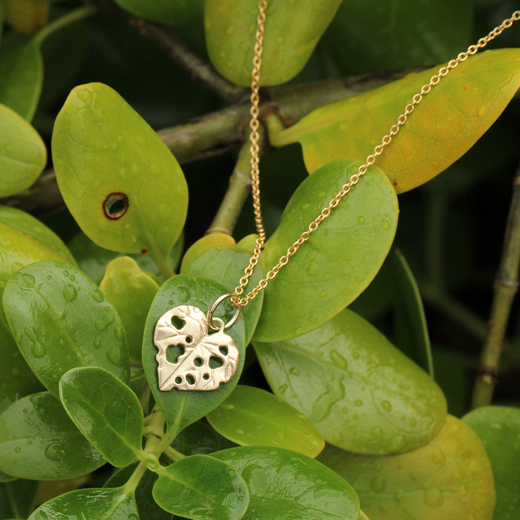 kawakawa necklace gold