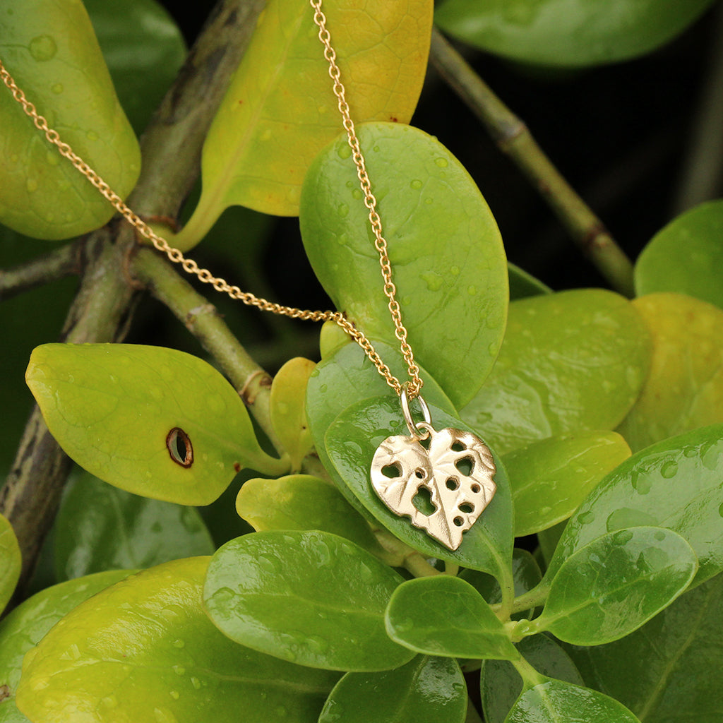 kawakawa leaf necklace gold