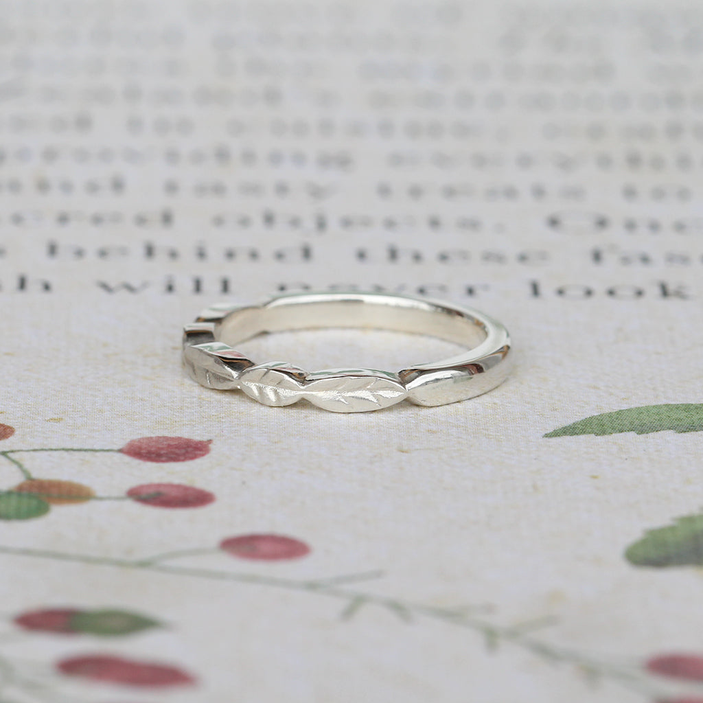 leaf wedding band
