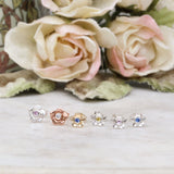 Mini flower stud earrings
