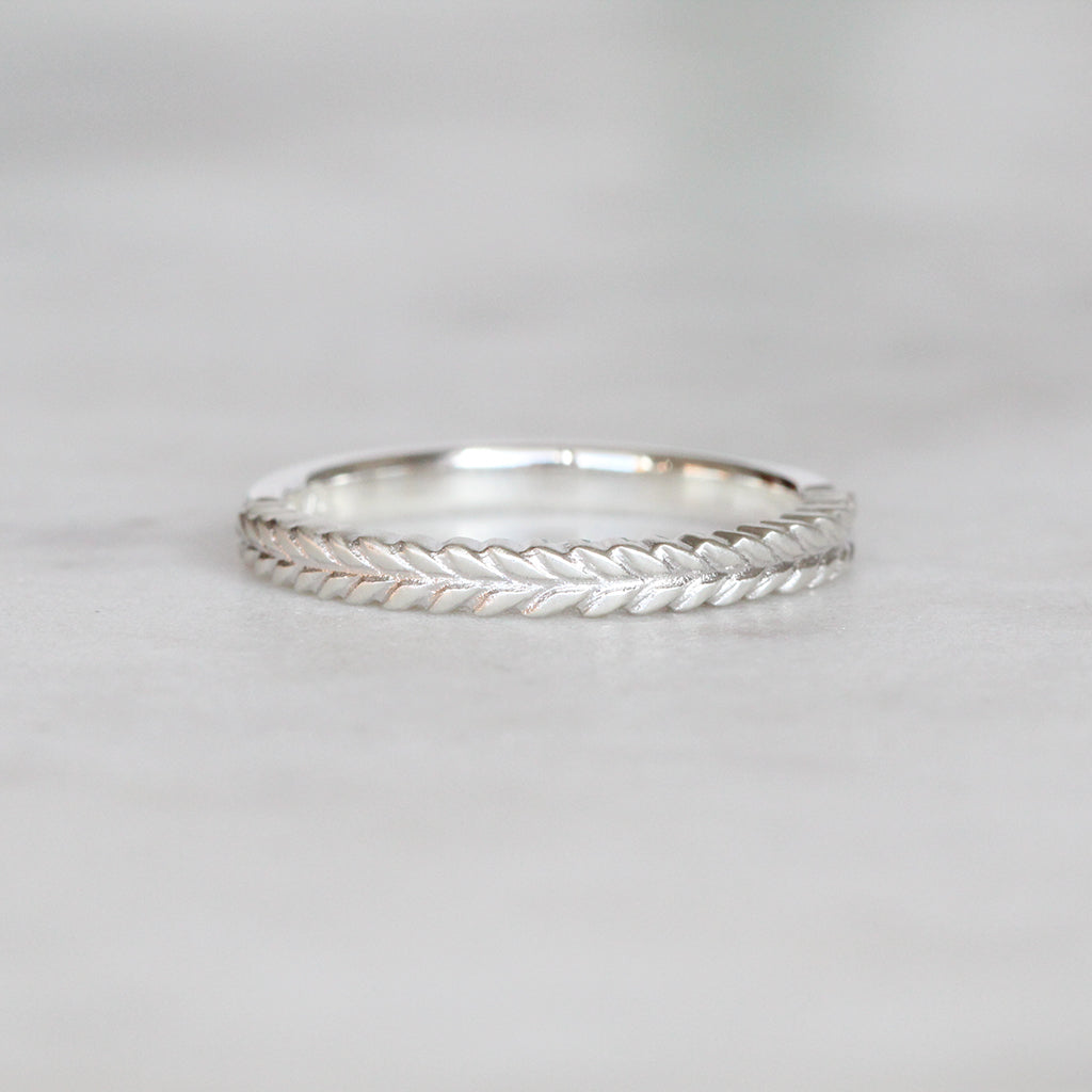 silver fern ring. NZ native botanical ring