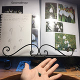 making snowdrop necklace