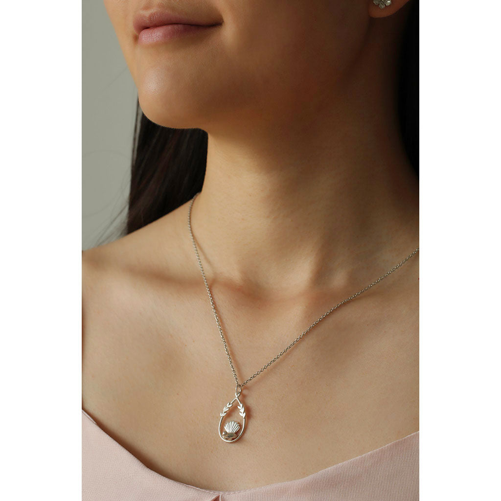 fantail necklace silver