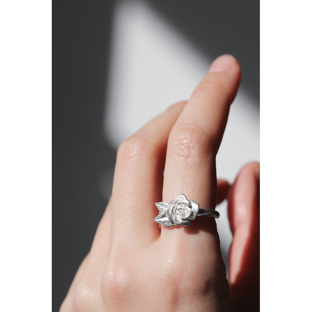 silver rose ring