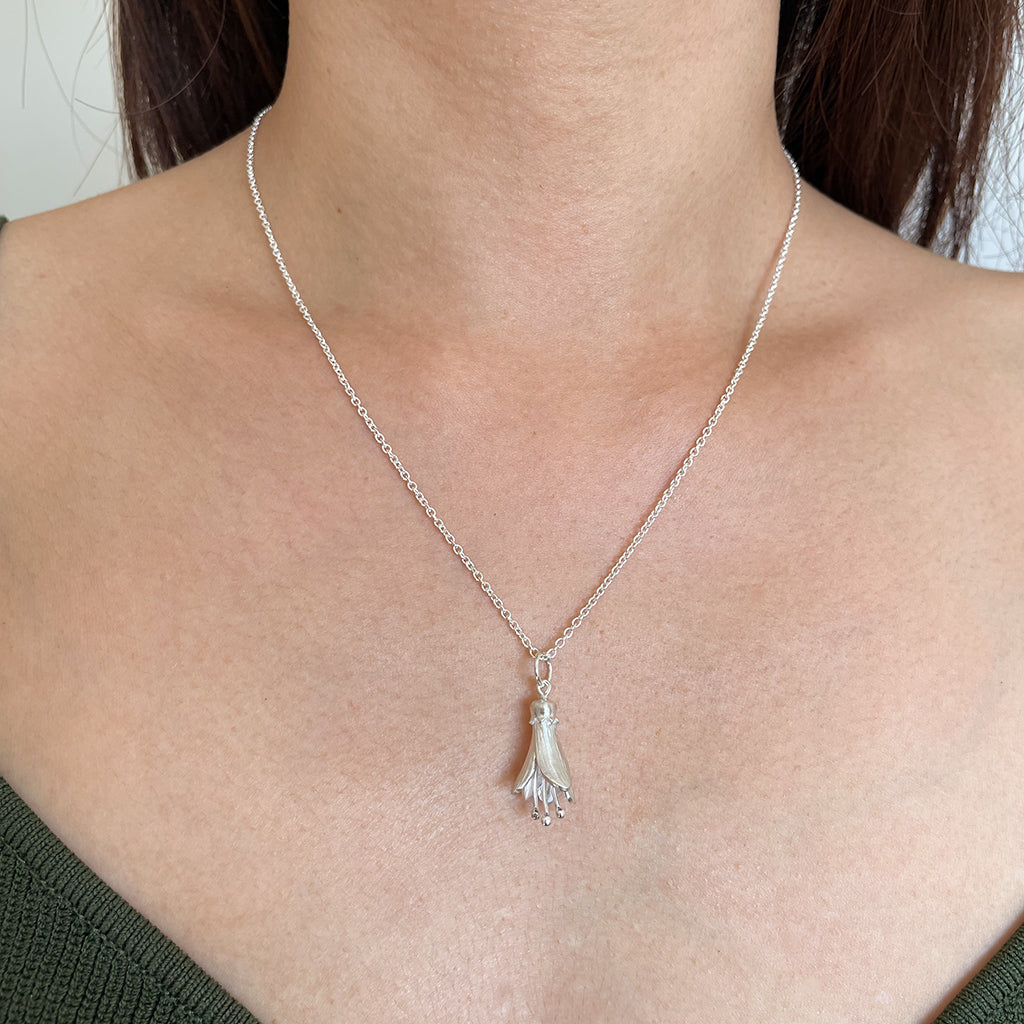 kowhai necklace silver