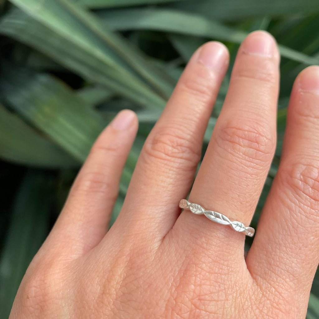 white gold leaf ring