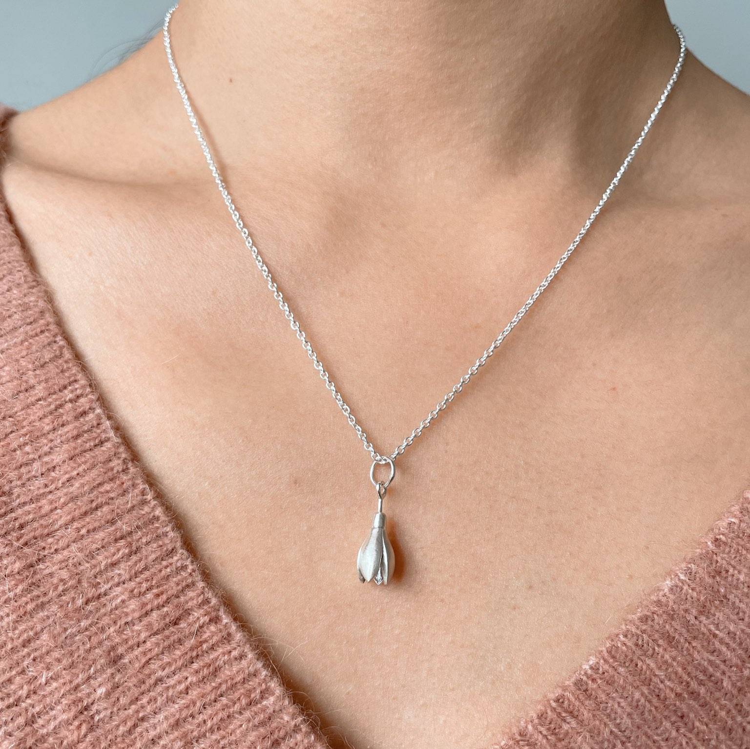 snowdrop necklace