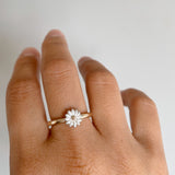 daisy ring in gold and silver