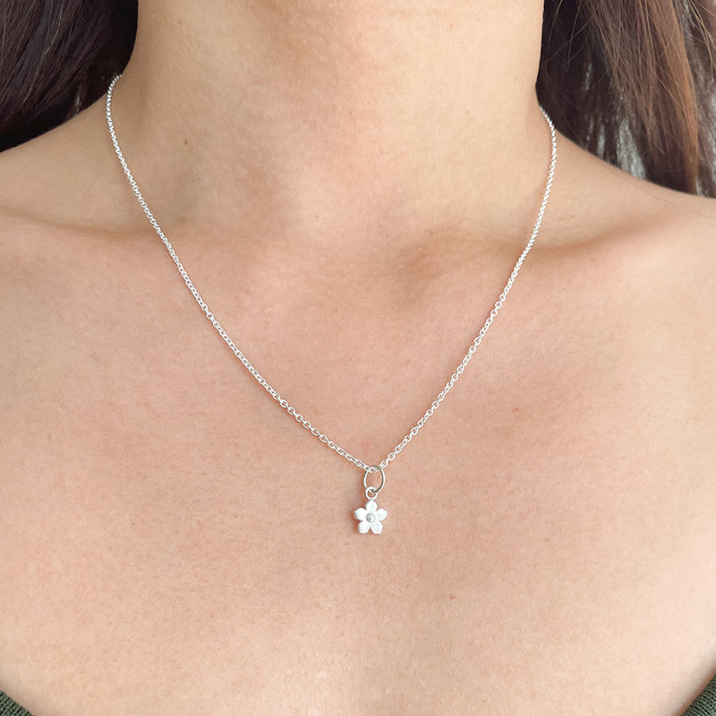 pearl flower necklace