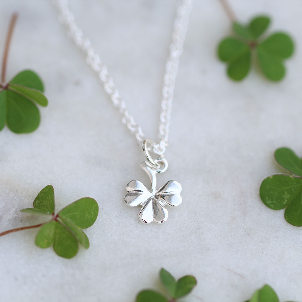 Clover necklace in sterling silver