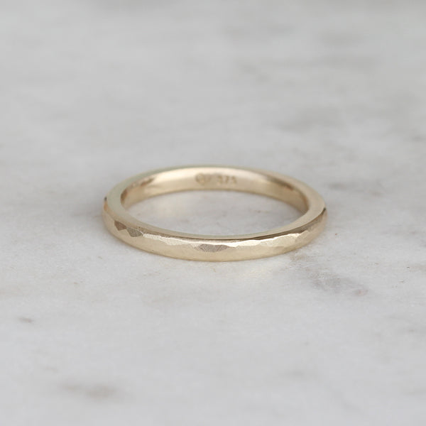 gold hammered wedding ring