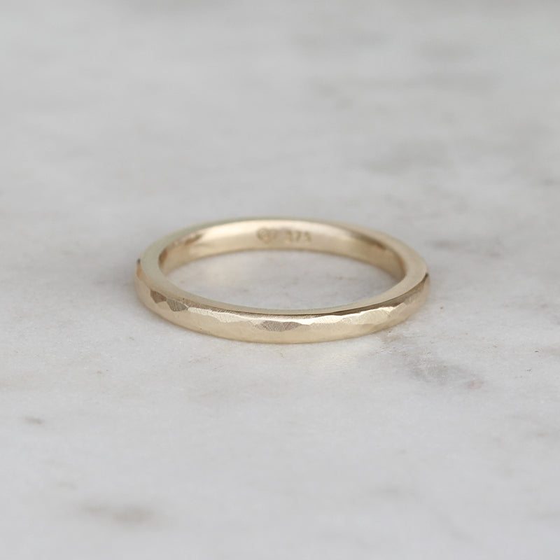 gold hammered wedding ring