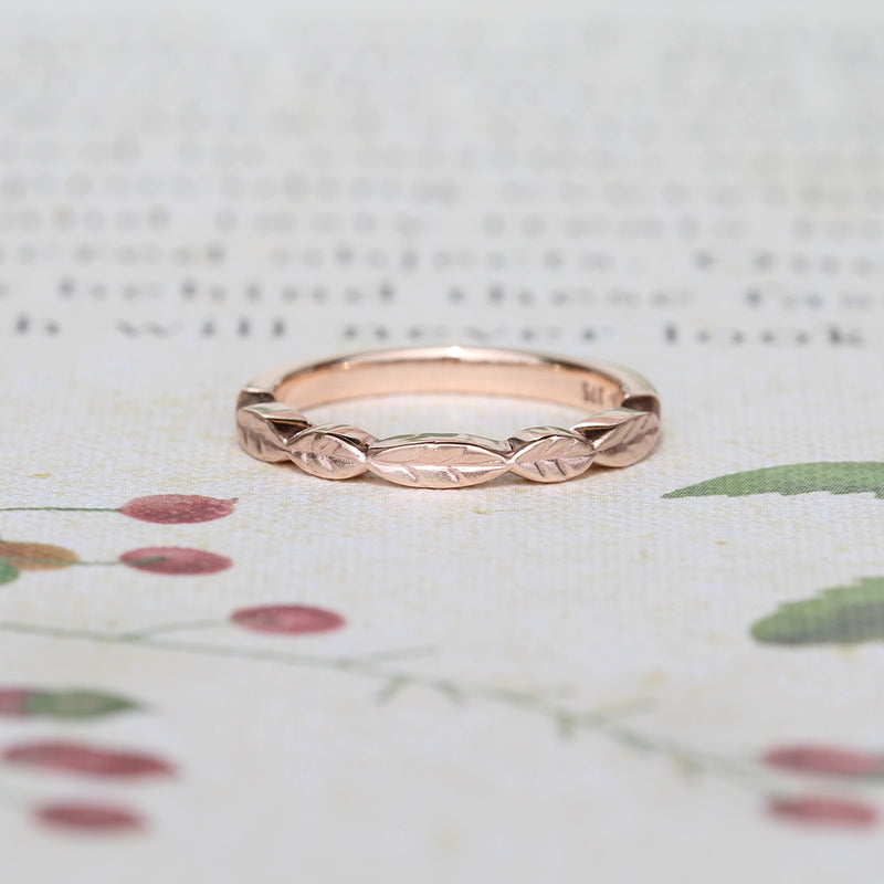 leaf wedding ring in rose gold