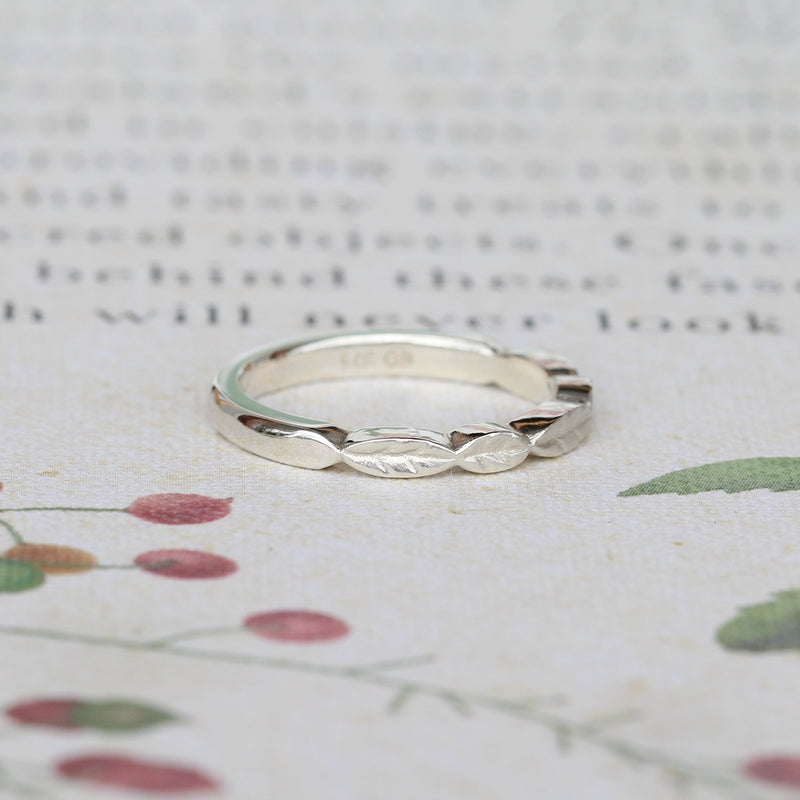 leaf wedding ring
