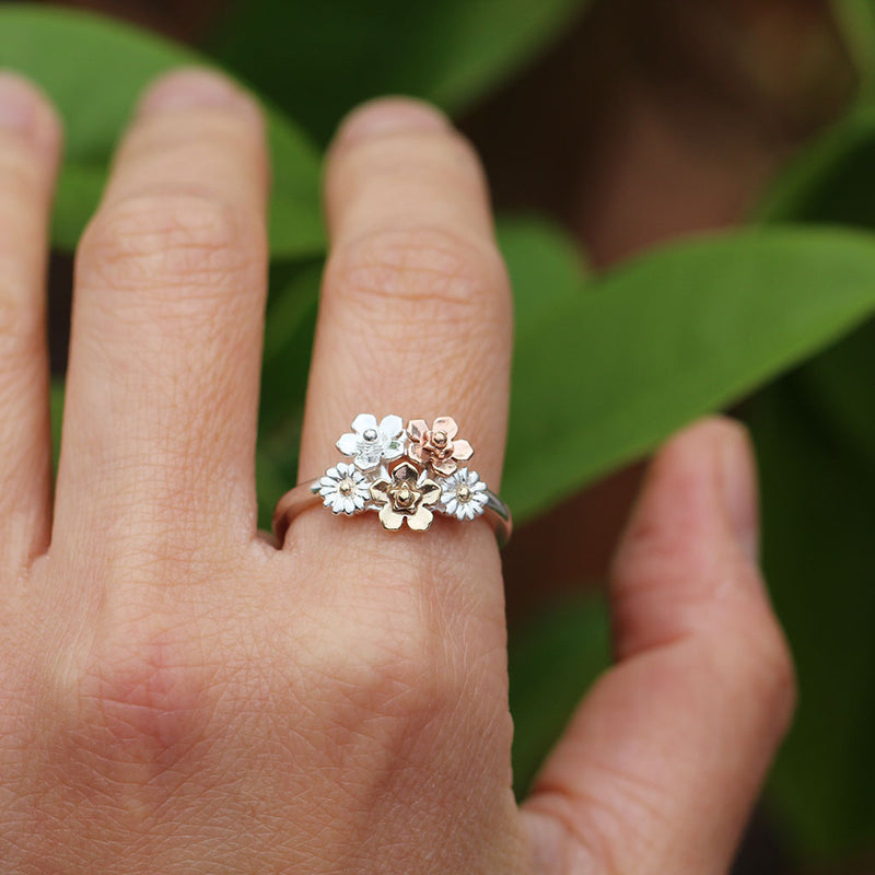 Mini flower bouquet ring in sterling silver, rose gold and yellow gold
