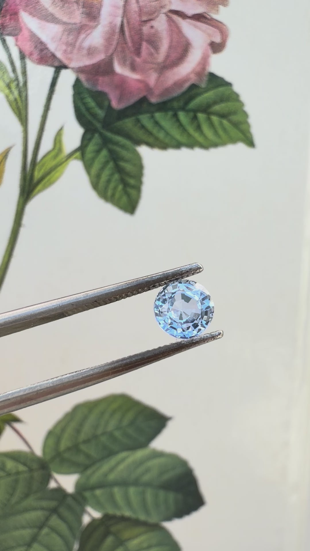 Ceylon blue sapphire 5mm round