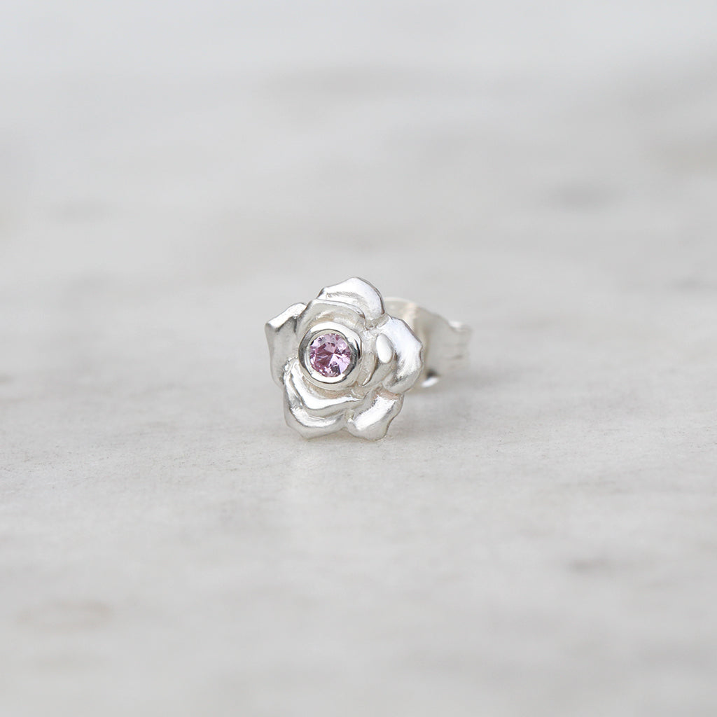 Rose stud with a pink sapphire in sterling silver
