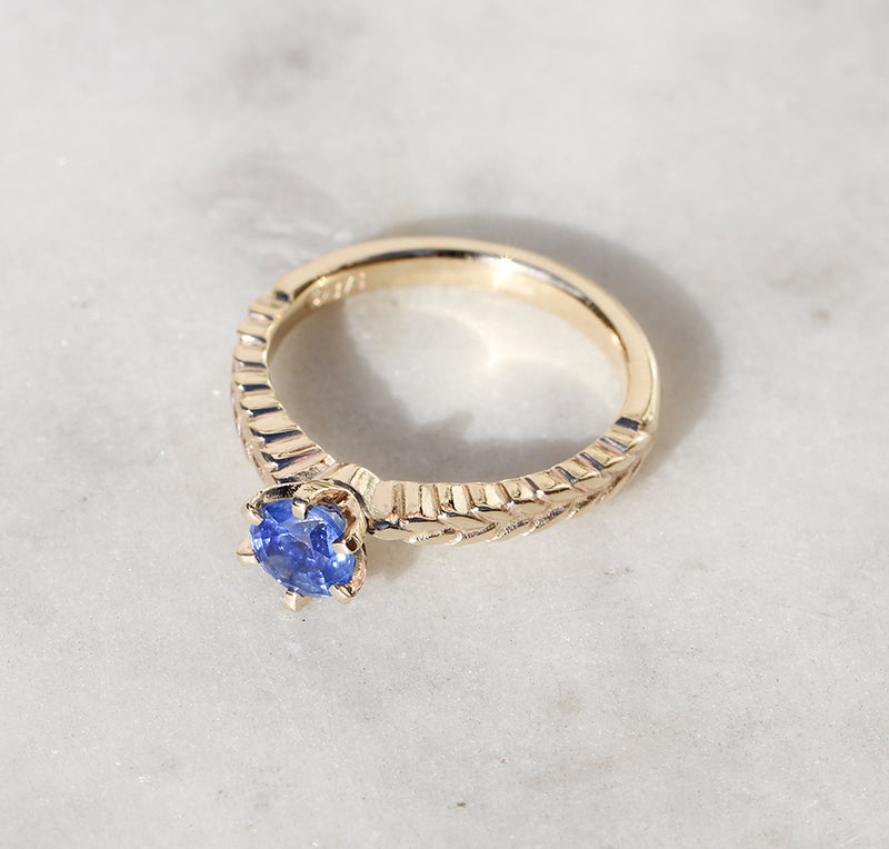 Sapphire Silver Fern Ring/ 9ct Yellow Gold, Ceylon Sapphire