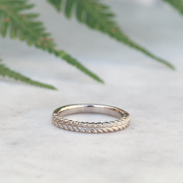silver fern ring in 18ct white gold