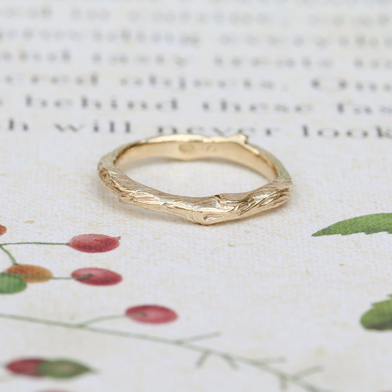 twig gold wedding ring