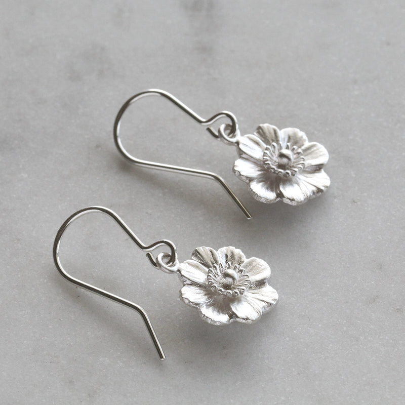 Mount Cook lily silver earrings