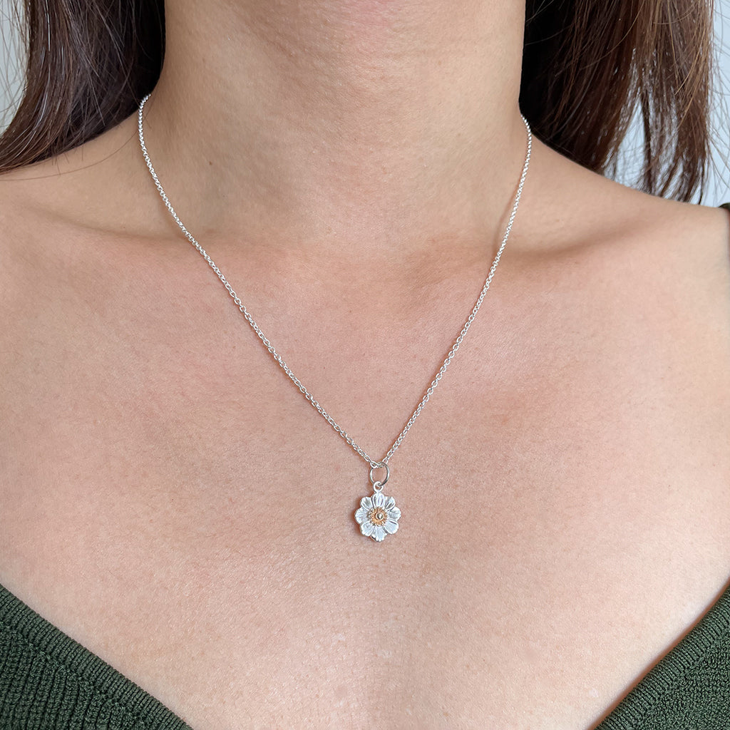 Mount Cook lily necklace. NZ native flower jewellery