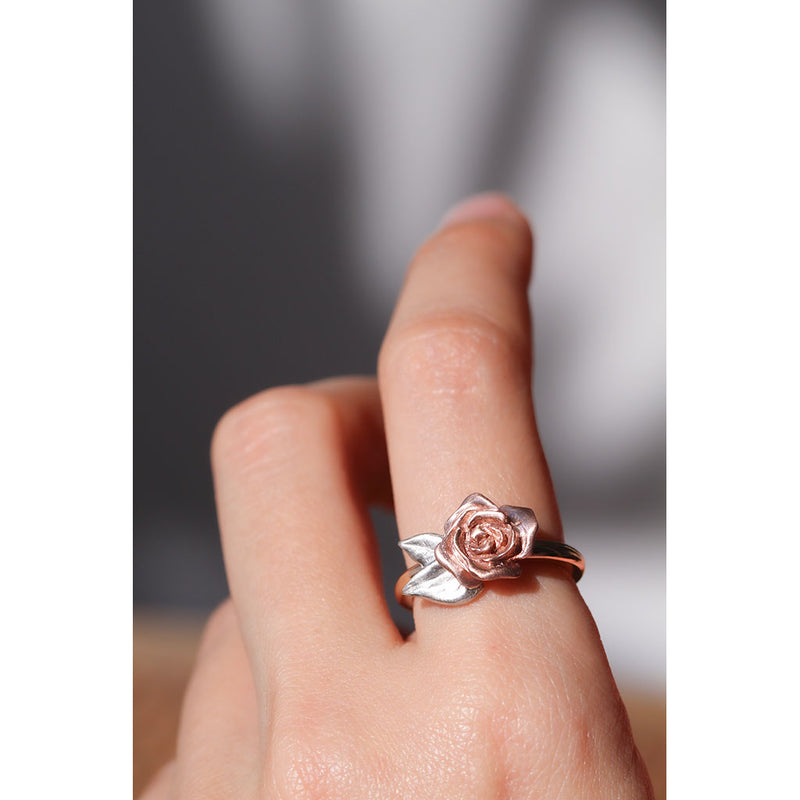 rose ring in gold, rose gold and white gold