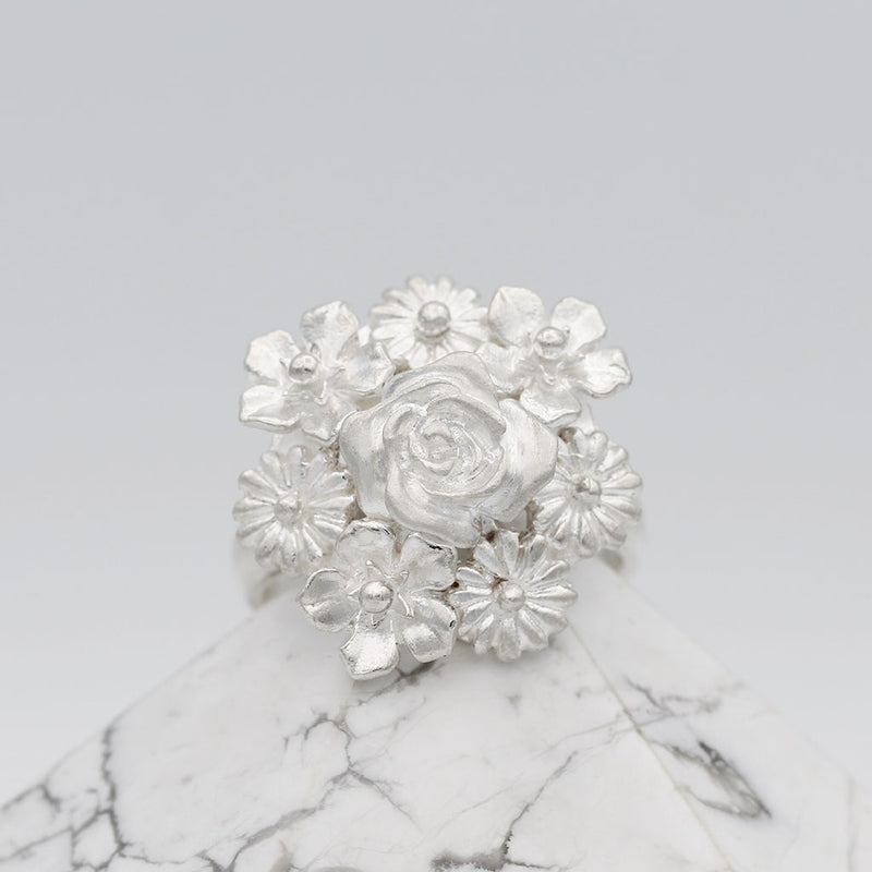 silver flower bouquet ring