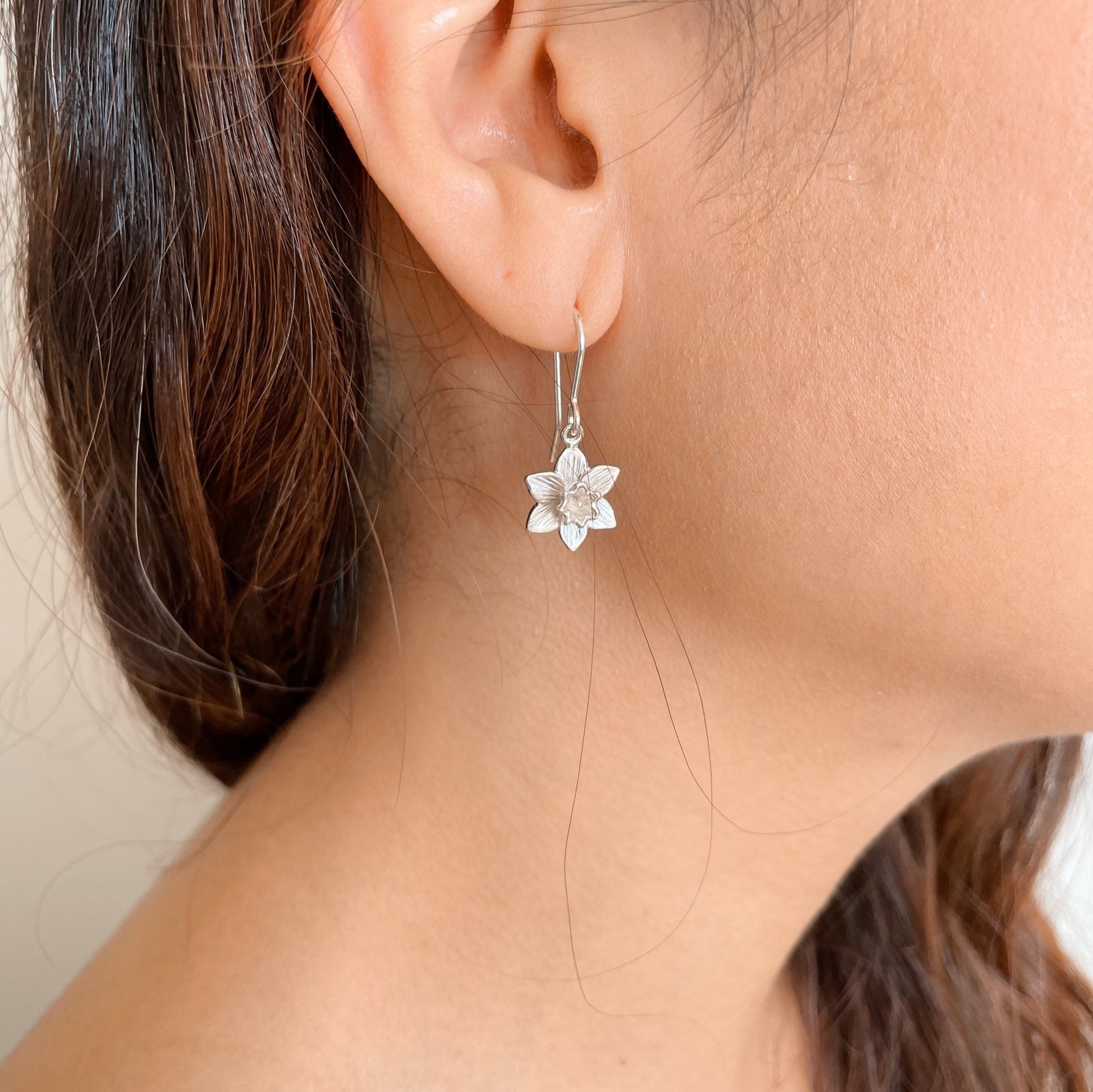 daffodil earrings