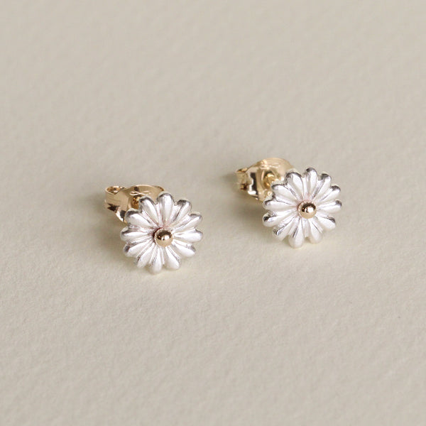 daisy earrings in gold and silver