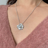 Eva rose necklace with an aquamarine