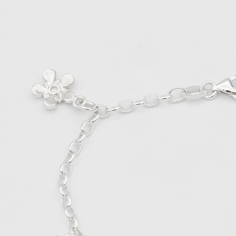 flower bracelet (manuka flower)
