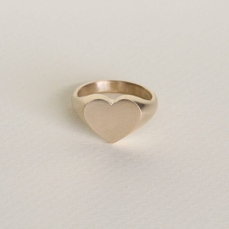 heart signet ring in 9ct yellow gold