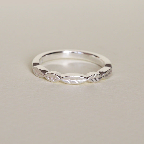 leaf ring in sterling silver