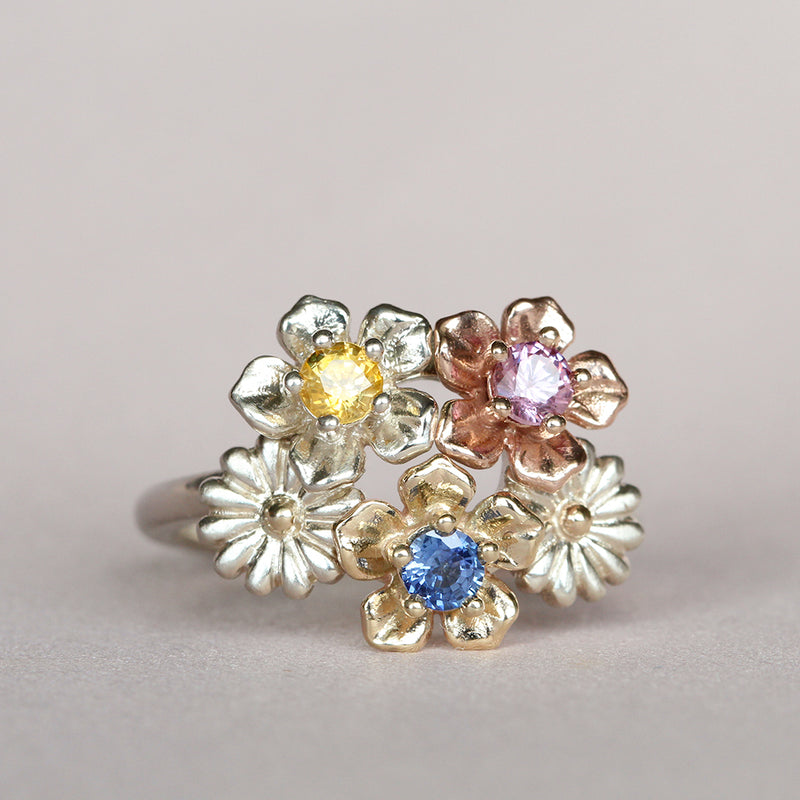Small Flower Bouquet Ring/ 9ct Gold, Sapphires