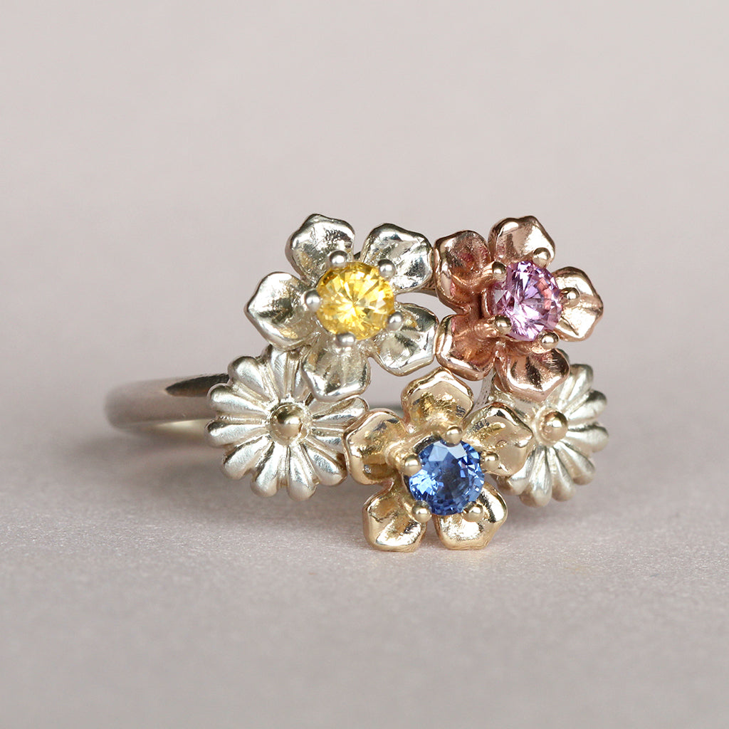 Small Flower Bouquet Ring/ 9ct Gold, Sapphires